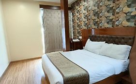 Hotel A Suites